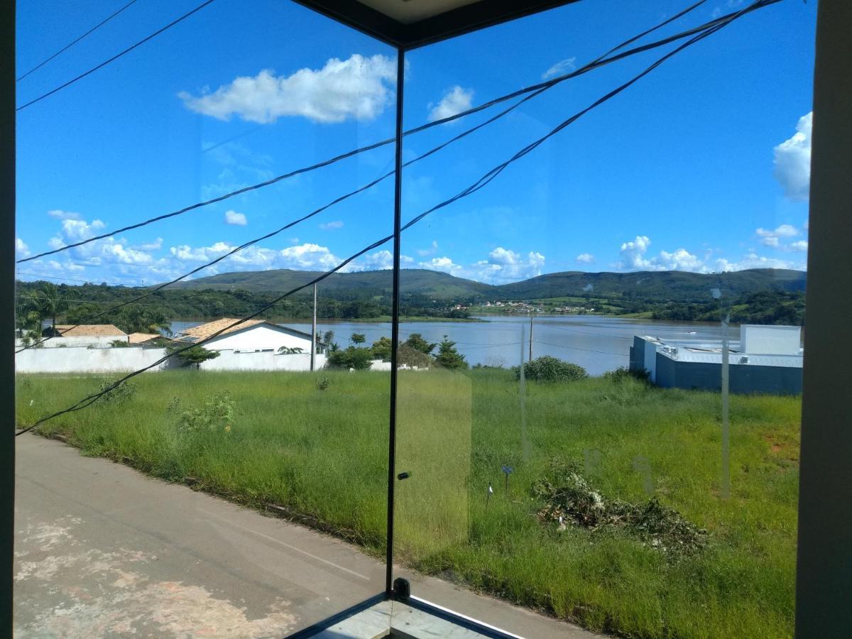 Casa Com Piscina Fundo Pra Represa E Ar Condicionado Casinhabrancadevaranda Ijaci المظهر الخارجي الصورة