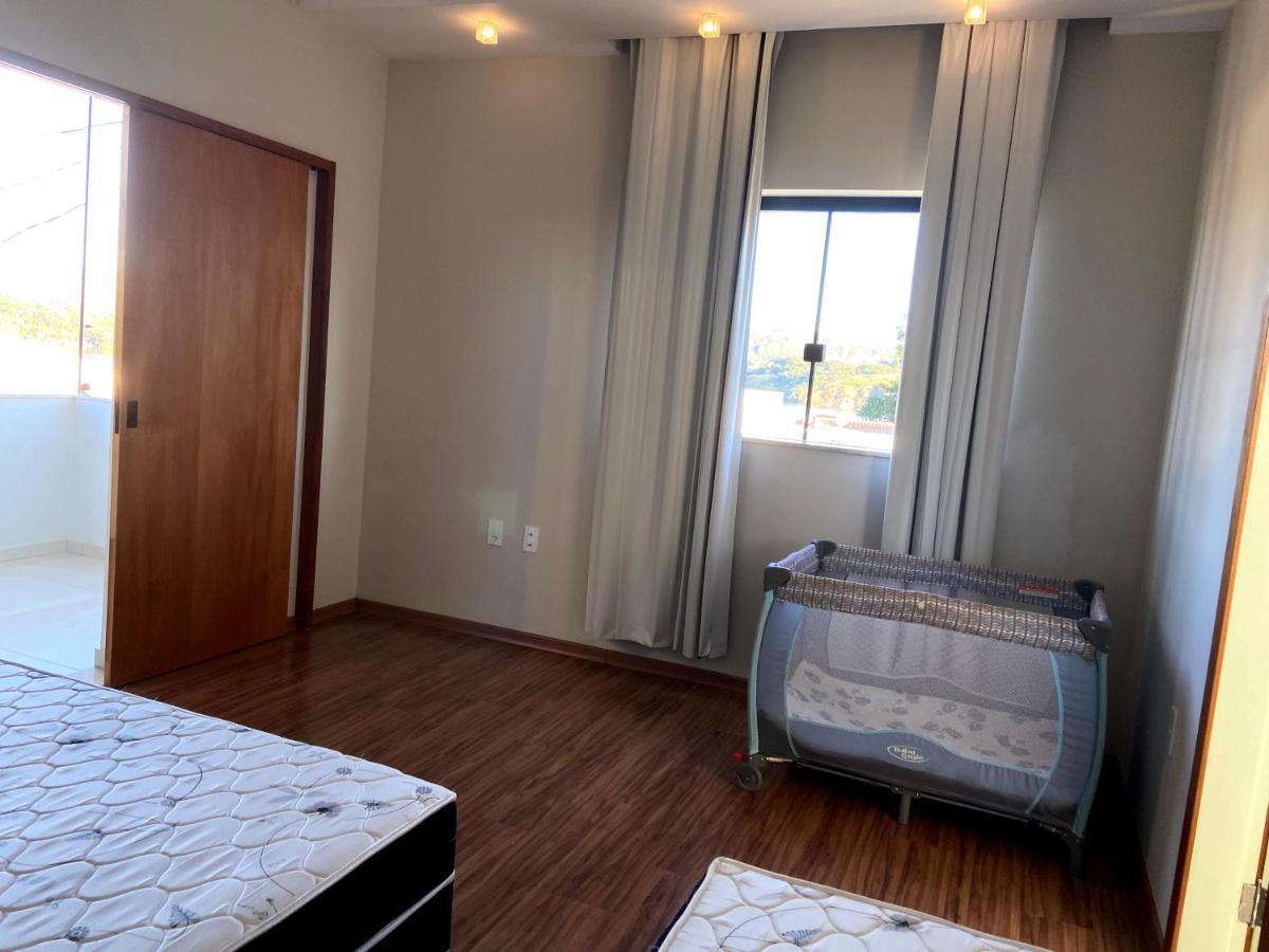 Casa Com Piscina Fundo Pra Represa E Ar Condicionado Casinhabrancadevaranda Ijaci المظهر الخارجي الصورة