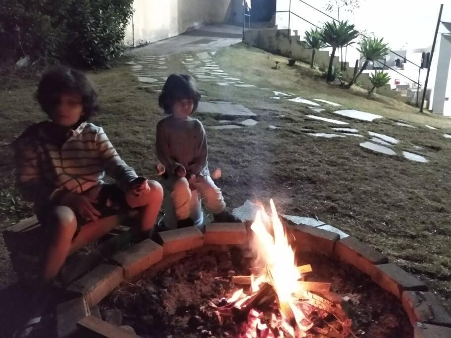 Casa Com Piscina Fundo Pra Represa E Ar Condicionado Casinhabrancadevaranda Ijaci المظهر الخارجي الصورة