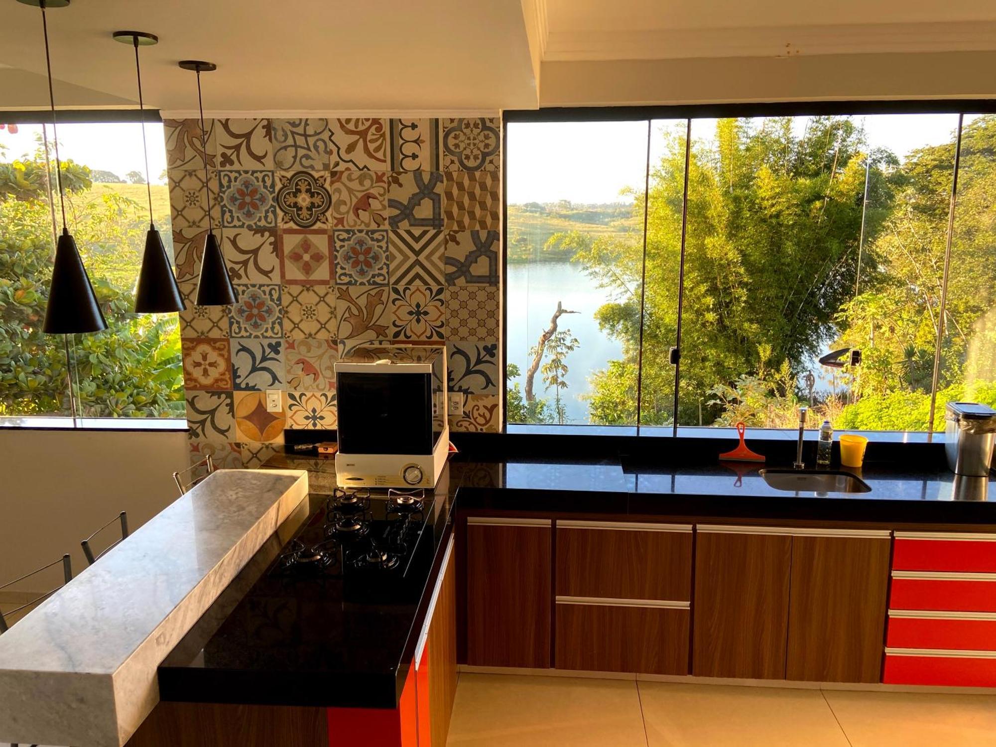 Casa Com Piscina Fundo Pra Represa E Ar Condicionado Casinhabrancadevaranda Ijaci المظهر الخارجي الصورة